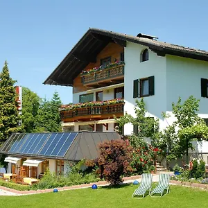 Alojamento de Acomodação e Pequeno-almoço Haus Salzburgblick, Salzburgo